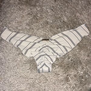 Clairee the criminal bottoms-Boys + Arrow